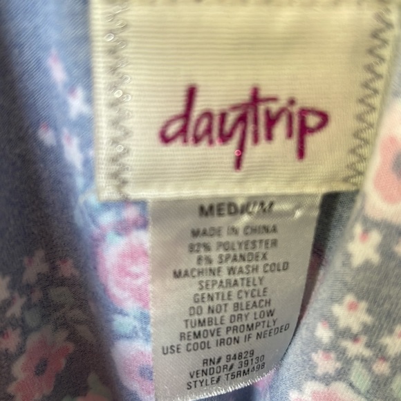 Daytrip romper - Picture 2 of 3